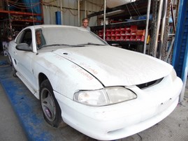1998 FORD MUSTANG WHITE BASE 3.8L AT F18040